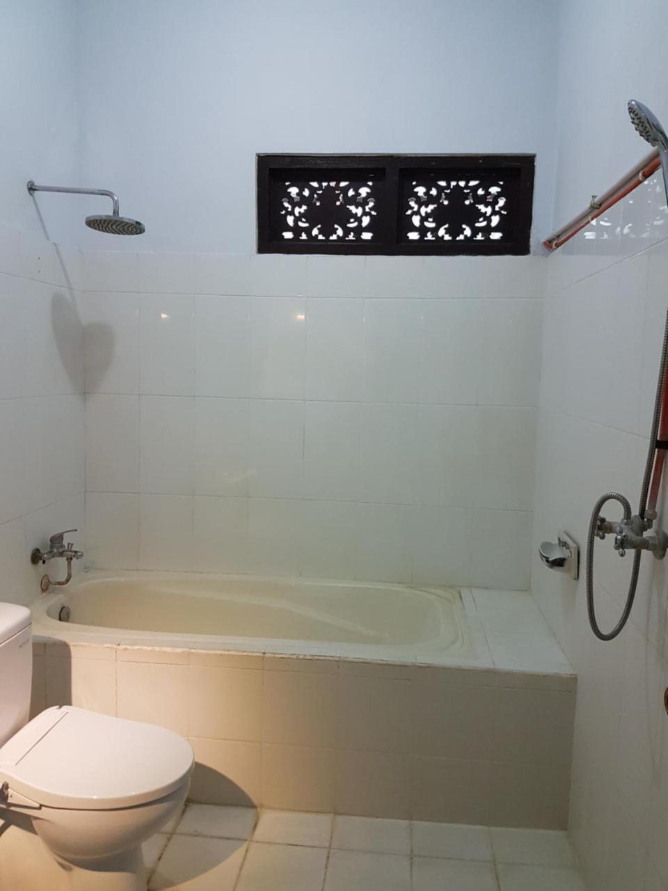 Mawar Homestay Canggu Eksteriør billede